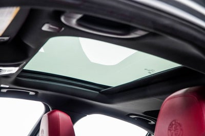 2023 Alfa Romeo Giulia Veloce