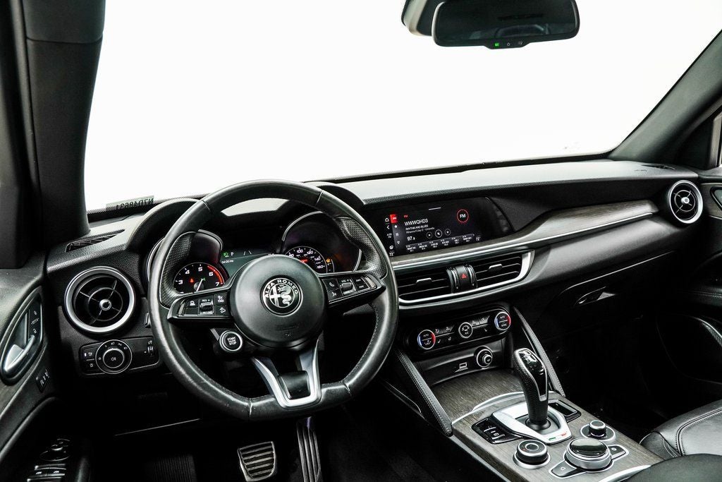 2022 Alfa Romeo Stelvio Ti