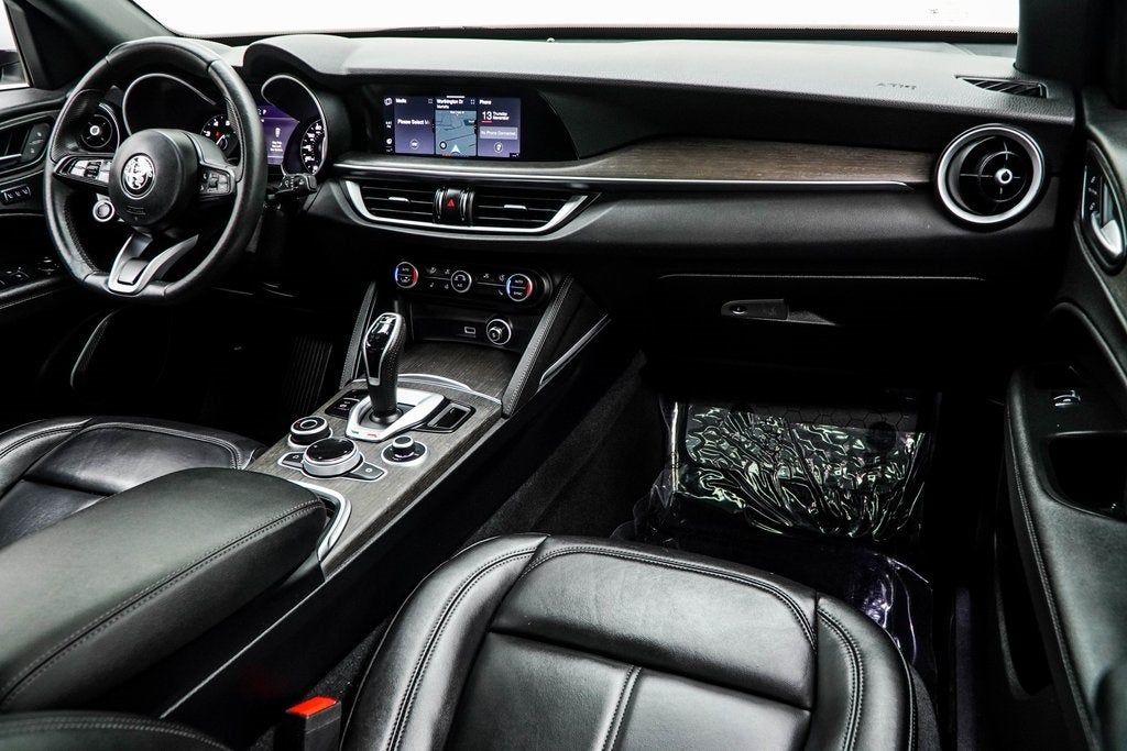 2022 Alfa Romeo Stelvio Ti