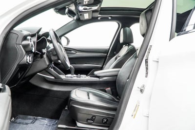 2022 Alfa Romeo Stelvio Ti