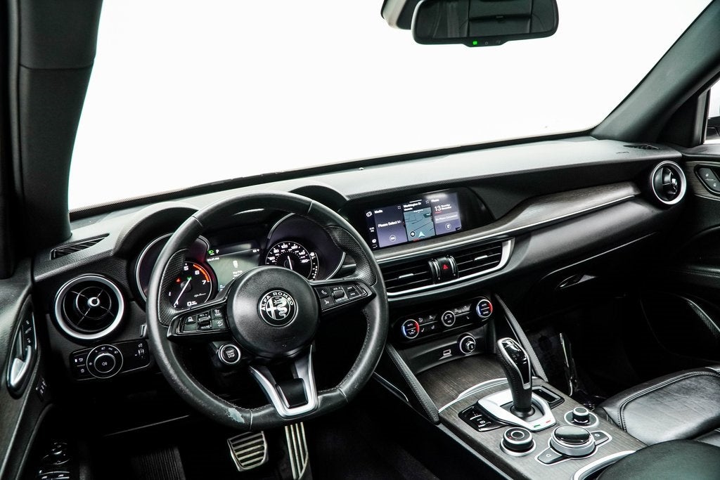 2022 Alfa Romeo Stelvio Ti