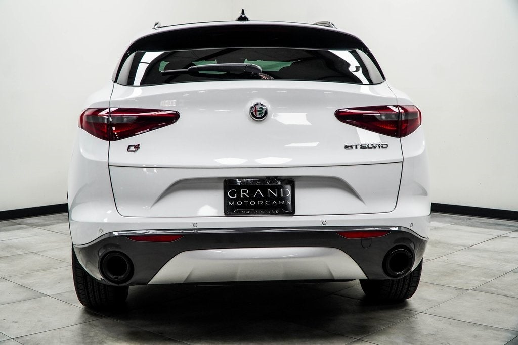 2022 Alfa Romeo Stelvio Ti