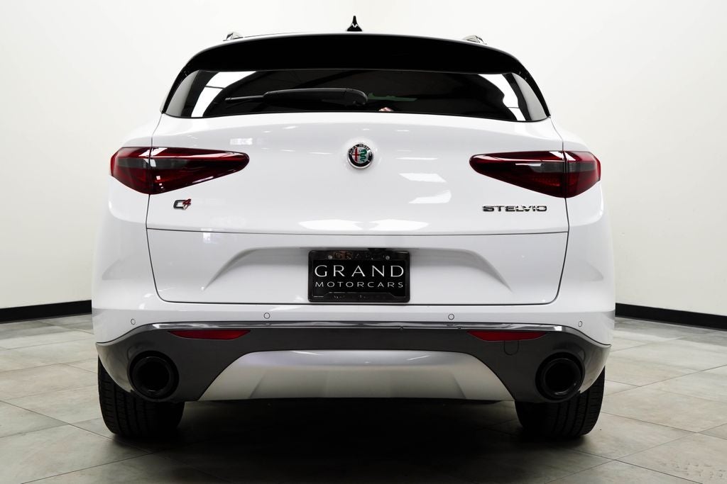2022 Alfa Romeo Stelvio Ti