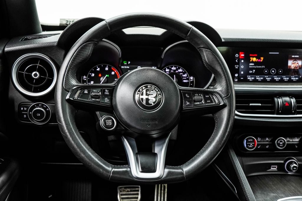 2022 Alfa Romeo Stelvio Ti