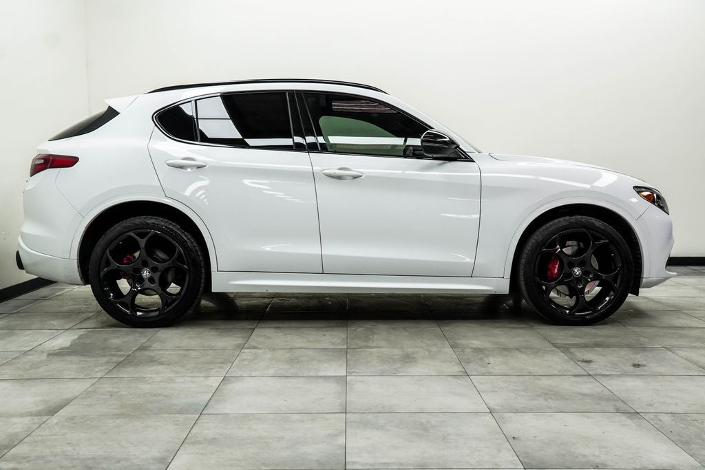 2023 Alfa Romeo Stelvio Veloce