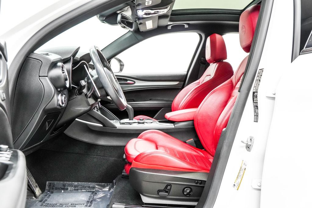 2023 Alfa Romeo Stelvio Veloce