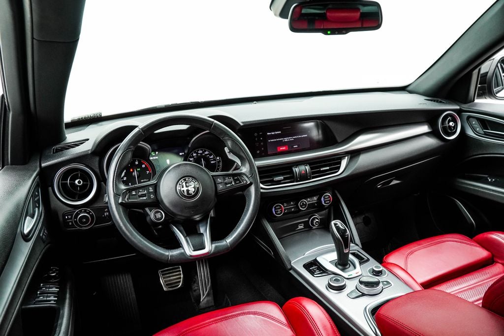 2023 Alfa Romeo Stelvio Veloce