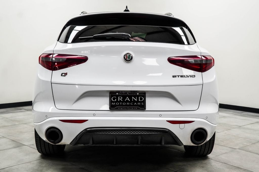 2023 Alfa Romeo Stelvio Veloce