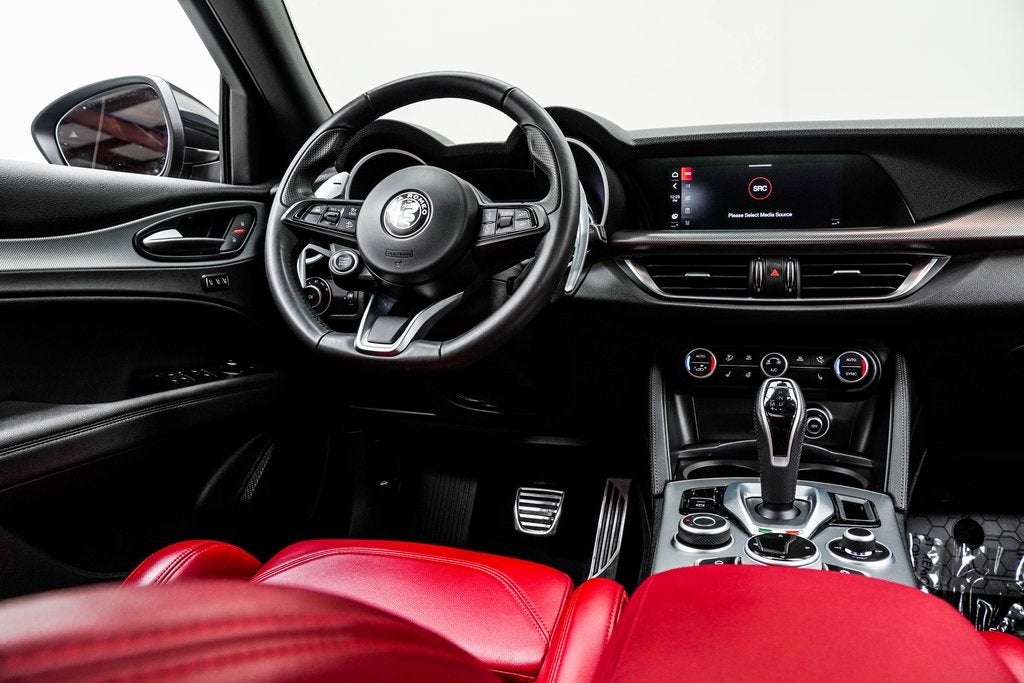 2024 Alfa Romeo Stelvio Veloce