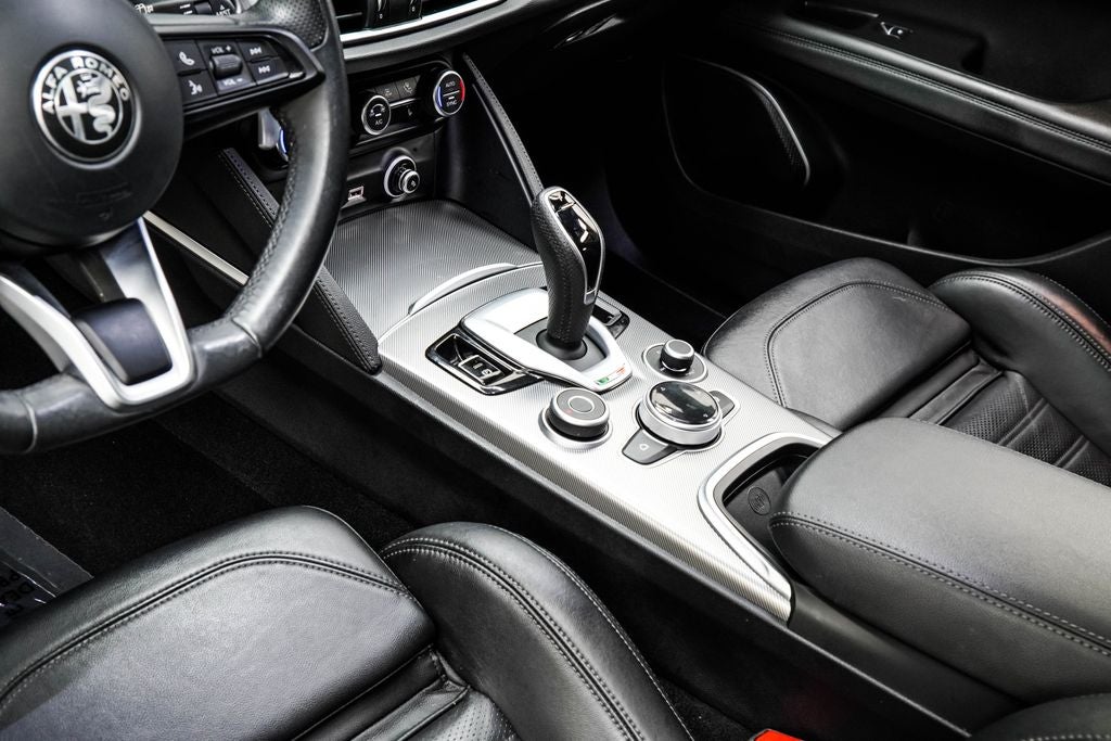 2023 Alfa Romeo Stelvio Veloce