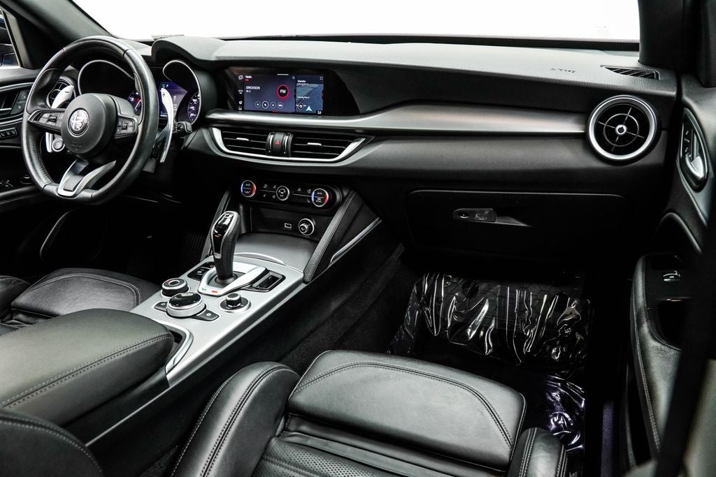 2023 Alfa Romeo Stelvio Veloce