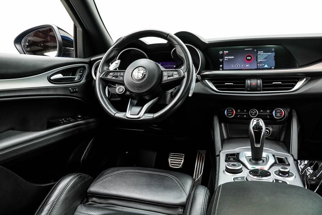 2023 Alfa Romeo Stelvio Veloce