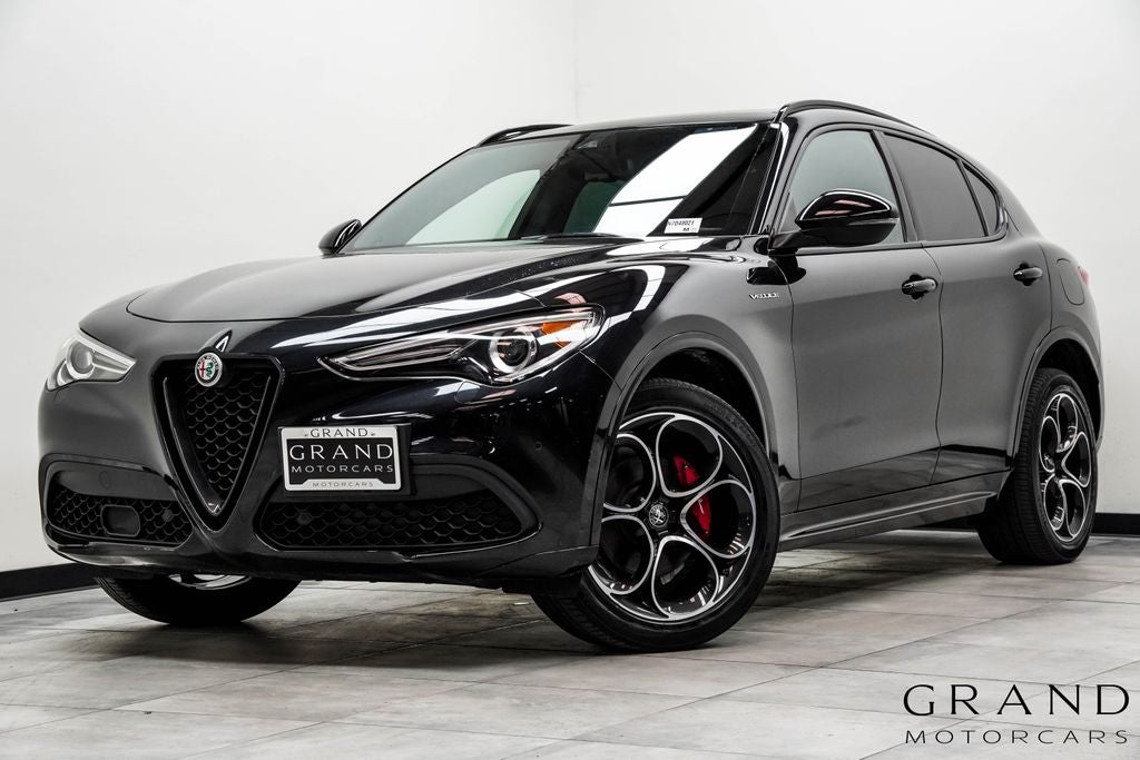 2022 Alfa Romeo Stelvio Veloce