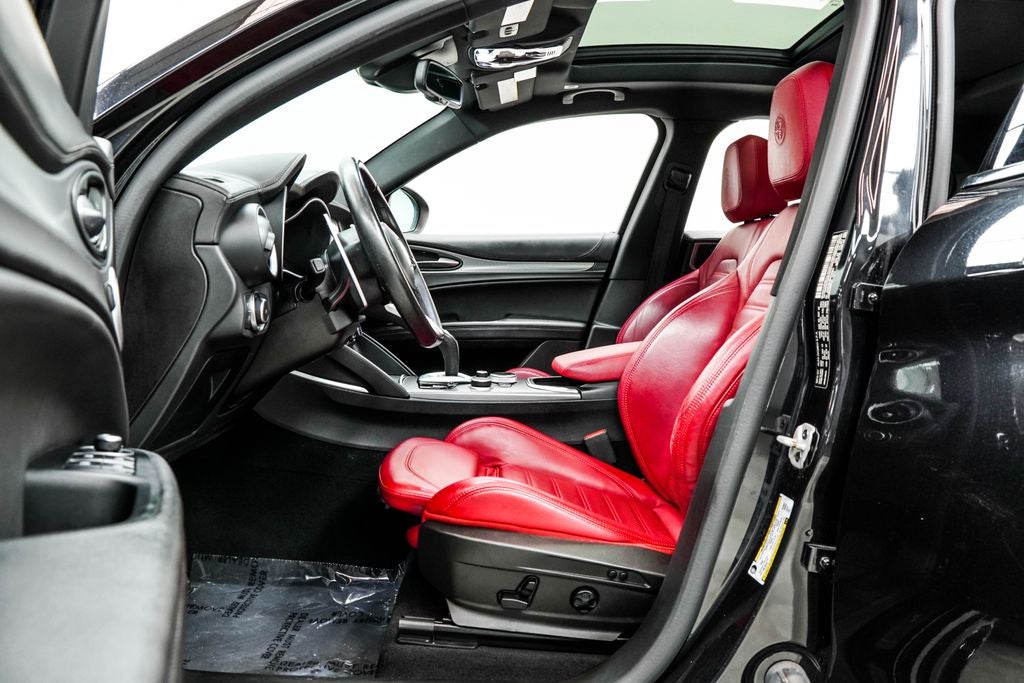 2022 Alfa Romeo Stelvio Veloce