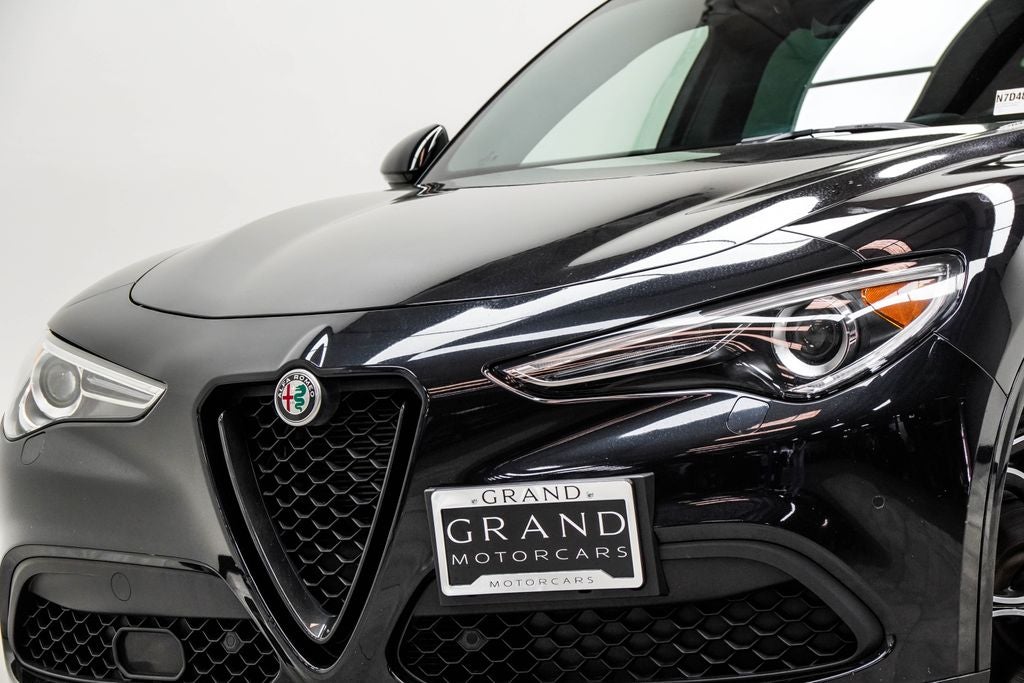 2022 Alfa Romeo Stelvio Veloce
