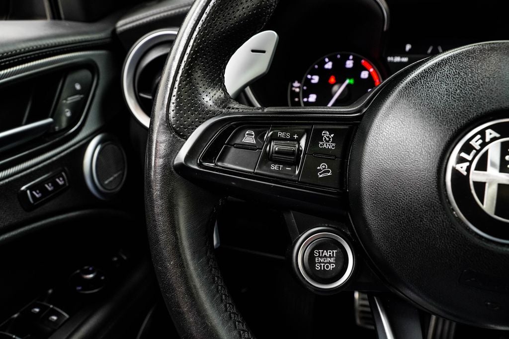 2022 Alfa Romeo Stelvio Veloce