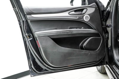 2022 Alfa Romeo Stelvio Veloce