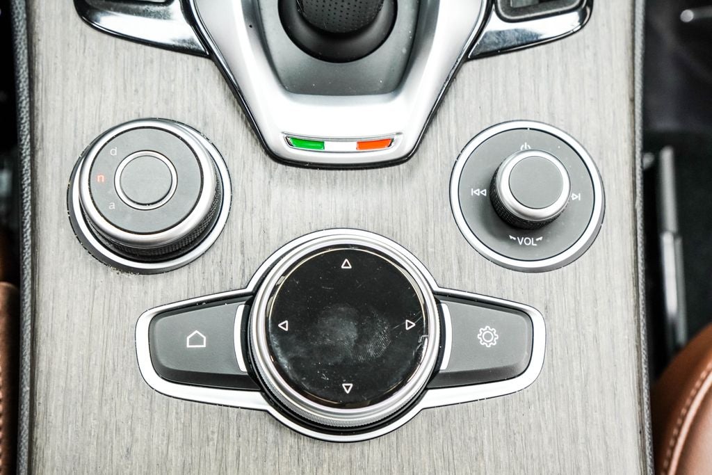 2023 Alfa Romeo Stelvio Ti