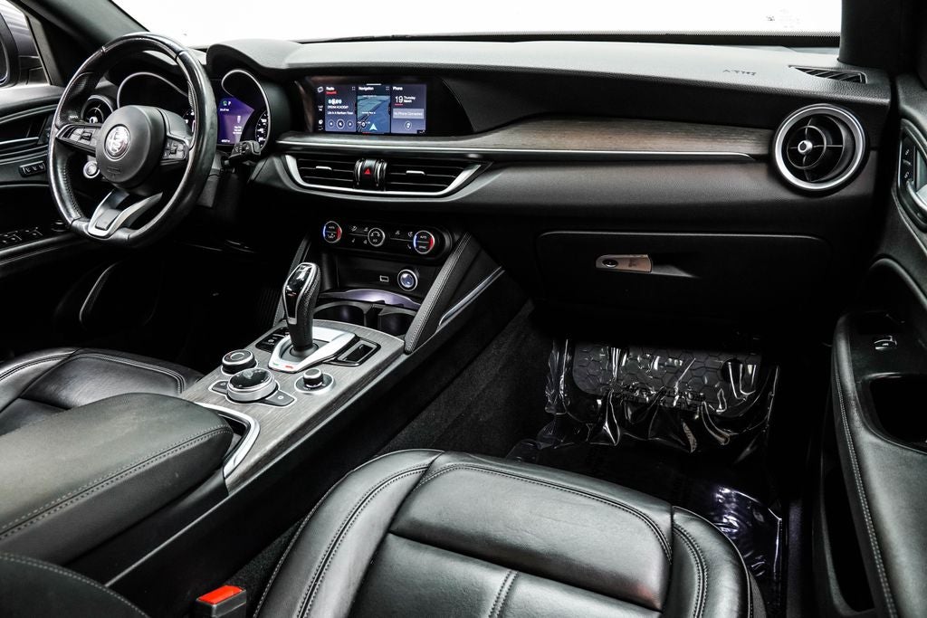 2023 Alfa Romeo Stelvio Ti