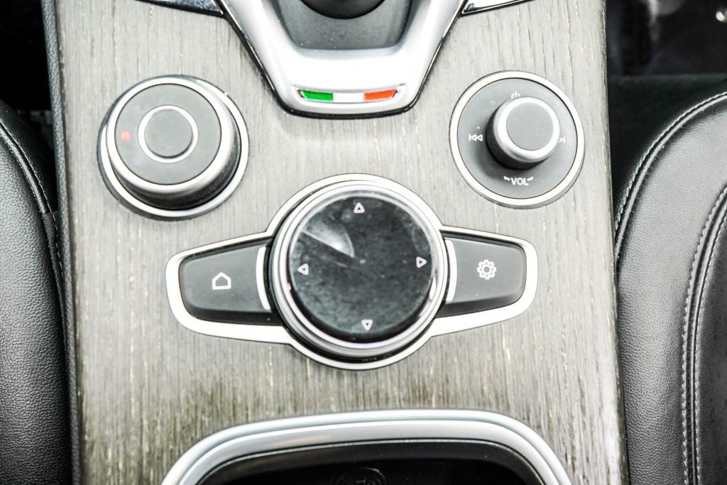 2023 Alfa Romeo Stelvio Ti