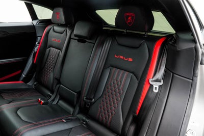 2024 Lamborghini Urus Performante