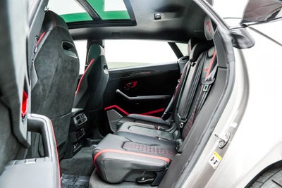 2024 Lamborghini Urus Performante