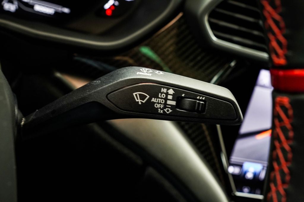 2024 Lamborghini Urus Performante