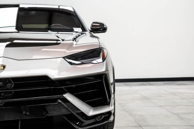 2024 Lamborghini Urus Performante
